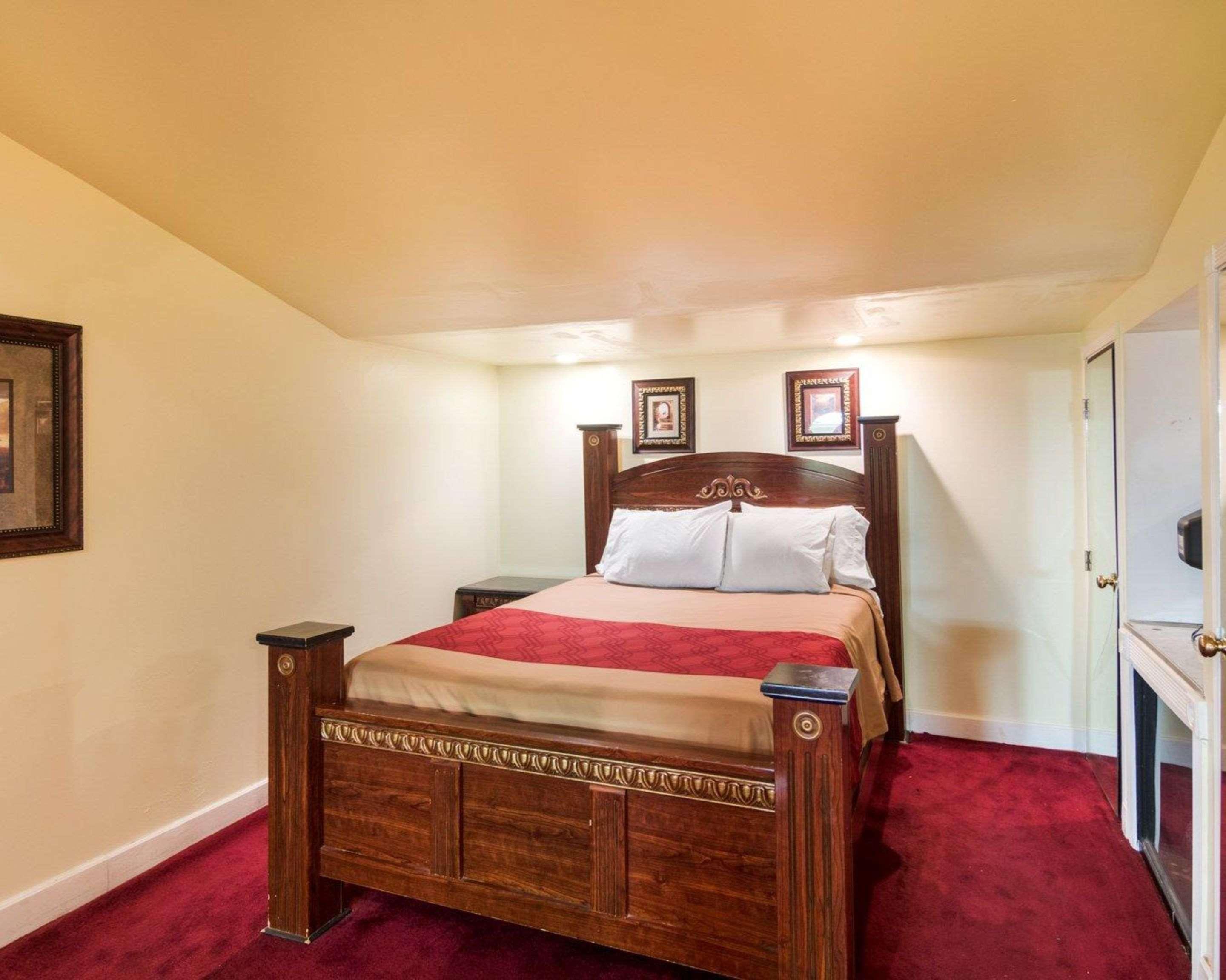 Econo Lodge Wichita Falls Downtown Eksteriør bilde
